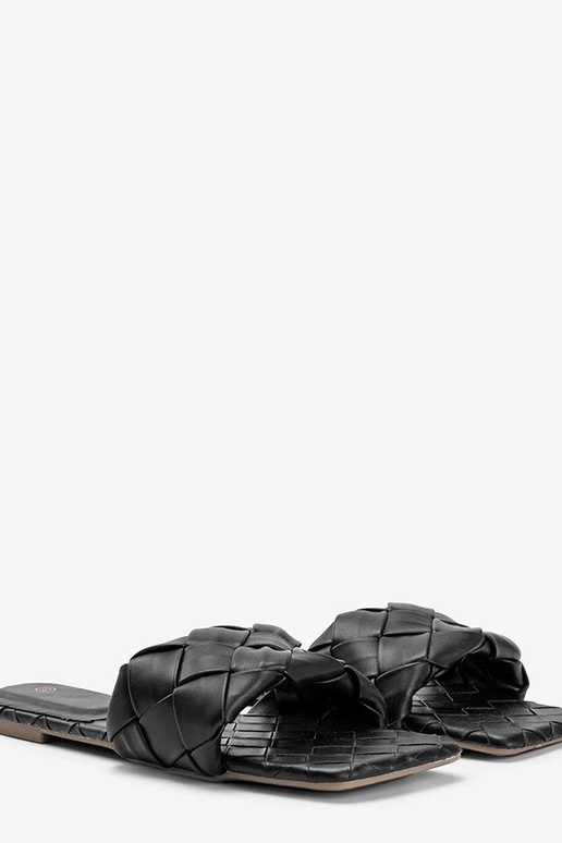 Melni pinumi sandales, „Chimmie"