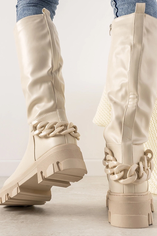 Smilškrāsas zābaki ar ķēdi, „Coniak"