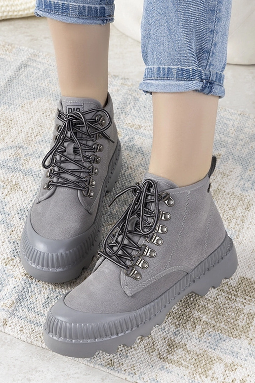 Pelēki sieviešu sporta zābaki, „Big...