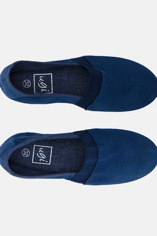 Tumši zili bērnu apavi, „Jeffrey"