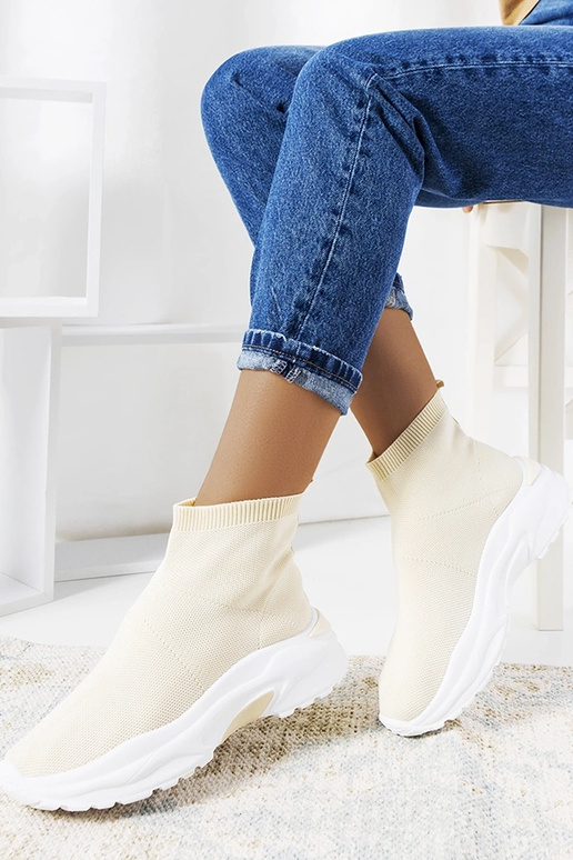 Smilškrāsas augstie sporta apavi,...