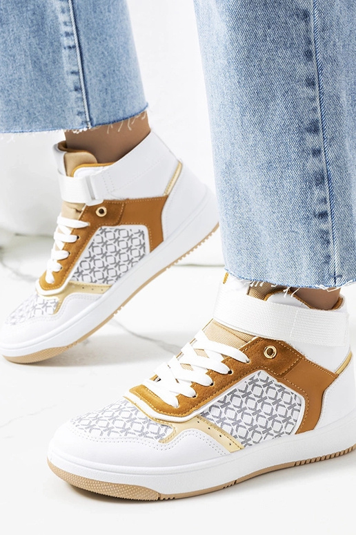 Baltas Emmers kedas ar augstu augšdaļu