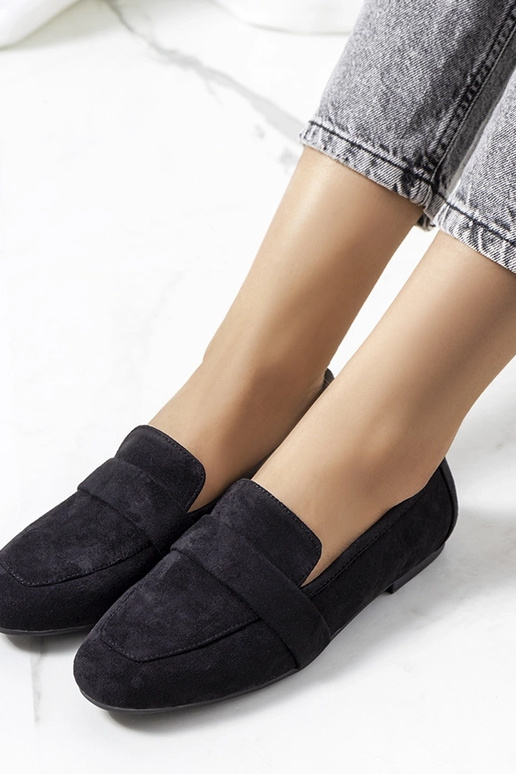 Hannas melnās sieviešu kurpes