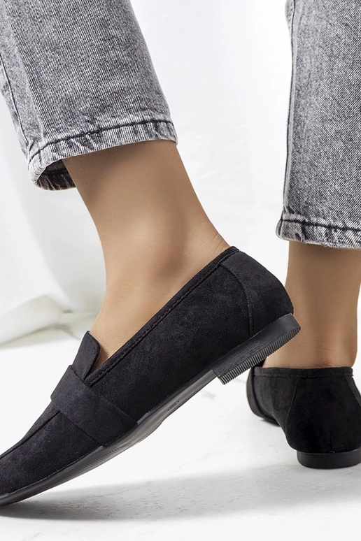 Hannas melnās sieviešu kurpes