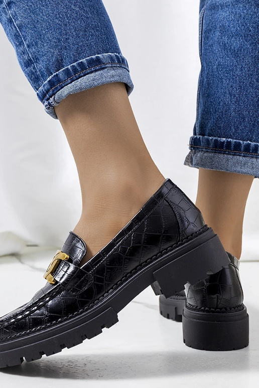 Melni mokasīni uz augstas zole, „Zanen"