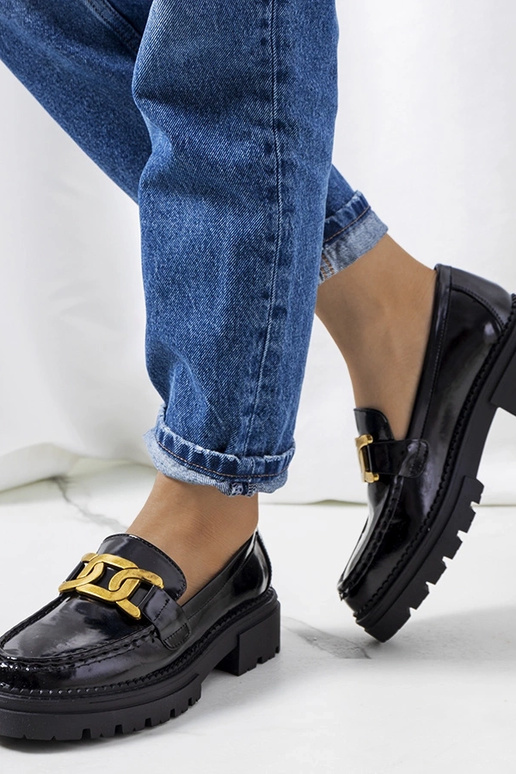 Melni mokasīni uz augstas zole,...