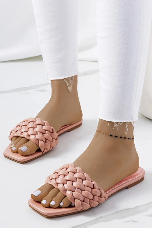 Rozā D'Adda plakanas sandales