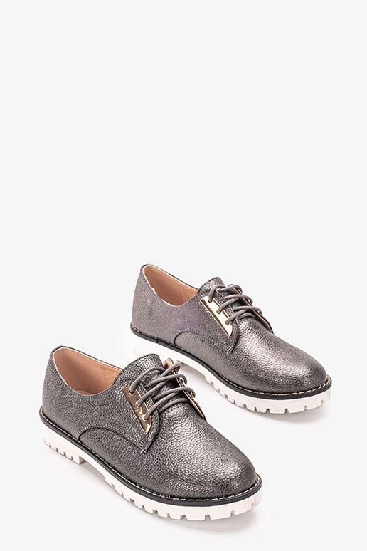 Melni spīdīgi bērnu apavi Runa