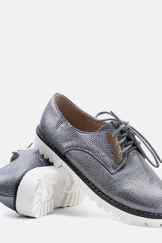 Pelēki spīdīgi bērnu apavi Runa