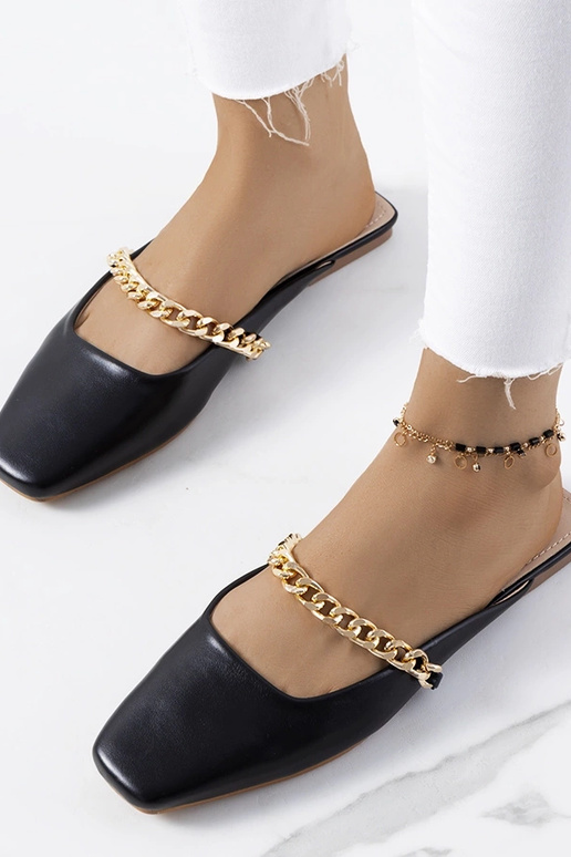 Melnas elegantas čības, „Baras"