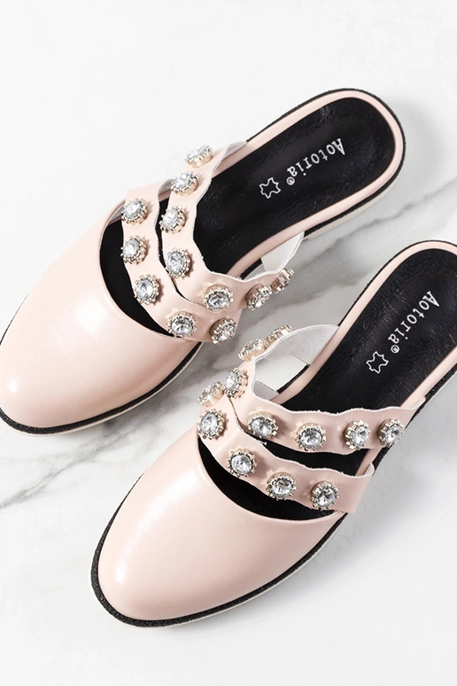 Asselt rozā krāsas flip-flops ar radzēm