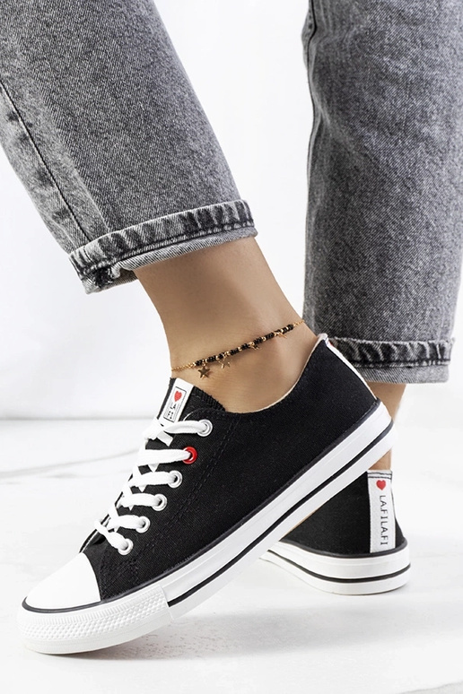 Melnas klasiskas sieviešu kedas Kolind