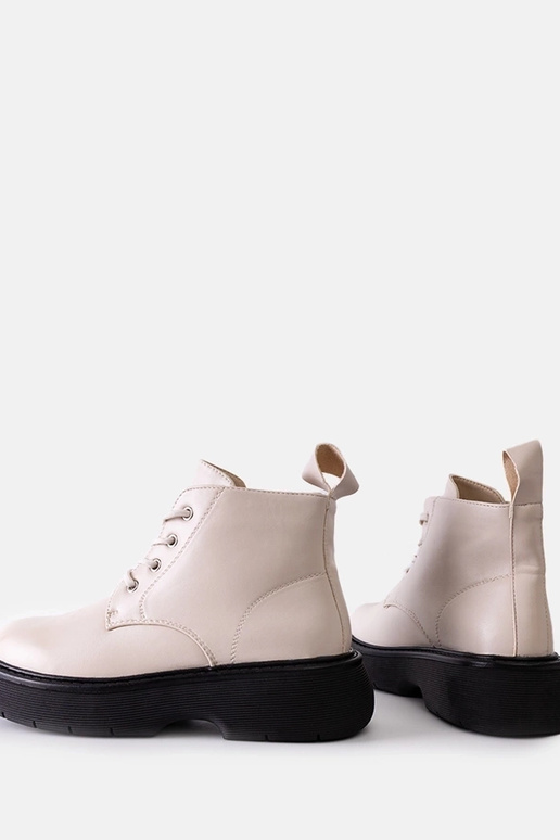 Bēši Solis kaujas zābaki