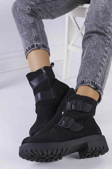 Melni mākslīgās zamšādas... 2