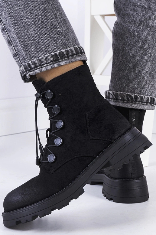 Melni mākslīgās zamšādas apavi...