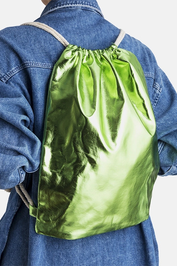 Ernesa zaļā mugursoma 2