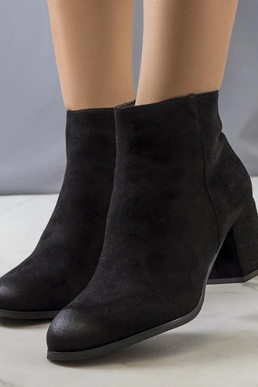 Melni puszābaki ar papēdi Silas