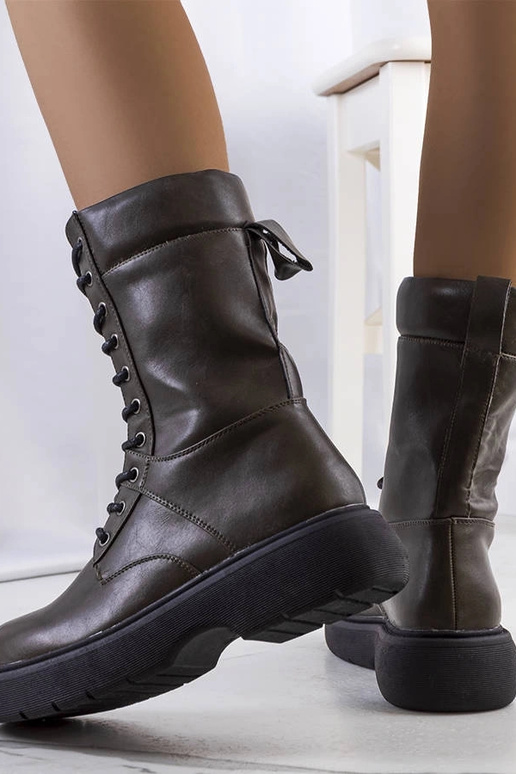 Costel sieviešu zaļie pārgājienu zābaki