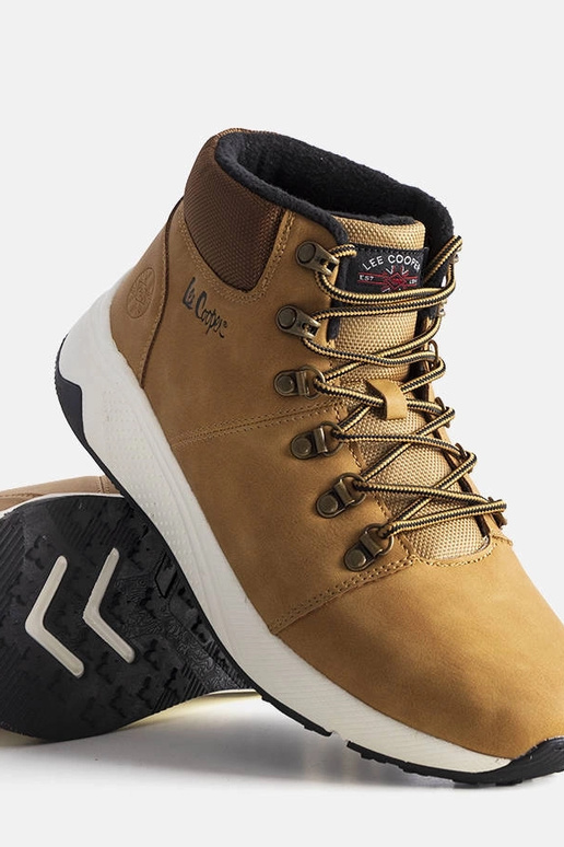 Brūni izolēti zābaki LCJ-22-31-1452M...