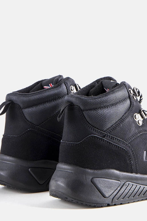 Melni izolēti zābaki LCJ-22-31-1457M...