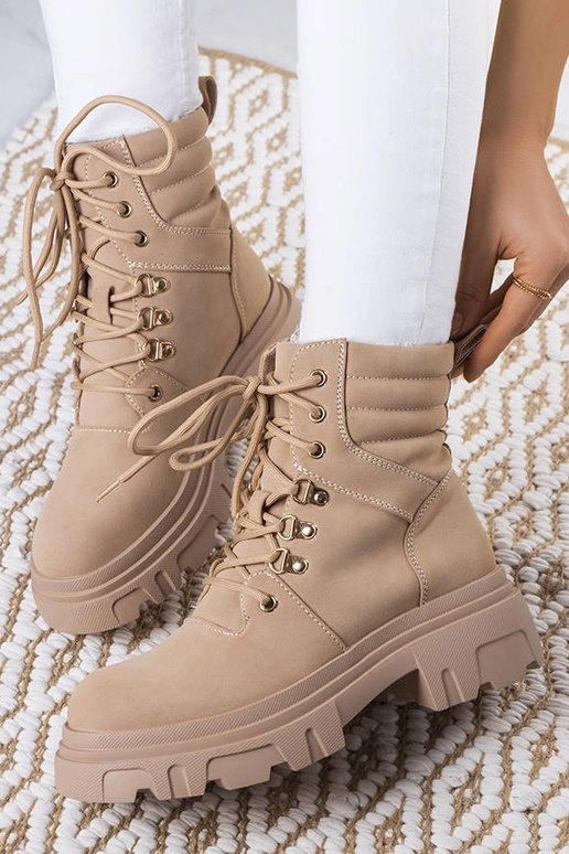 Bēši puszābaki ar masīvu Lyric zoli