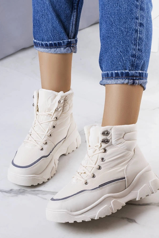 Krēmizolēti Rimu zābaki