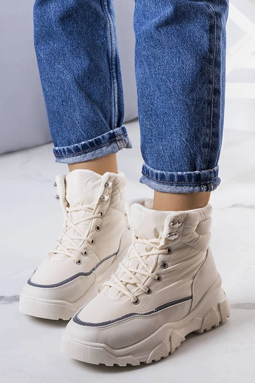 Krēmizolēti Rimu zābaki