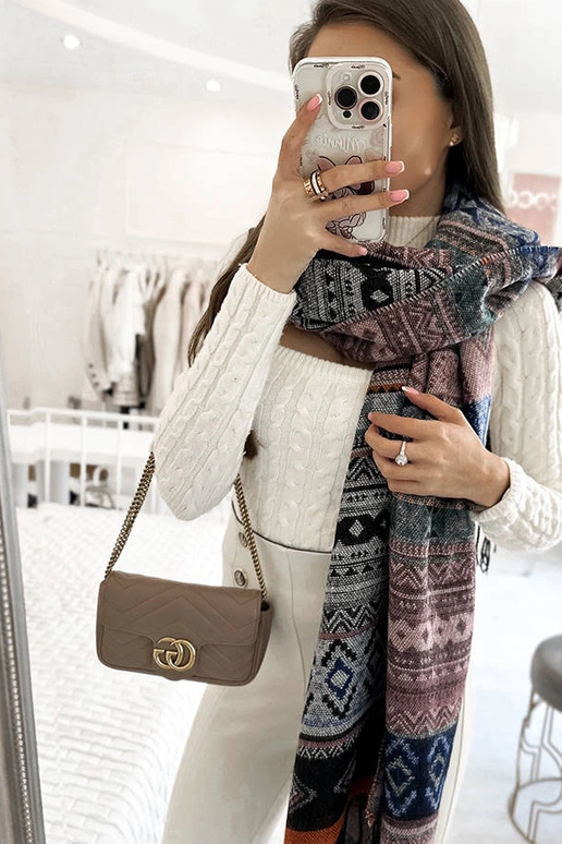 Kobes oranžā šalle