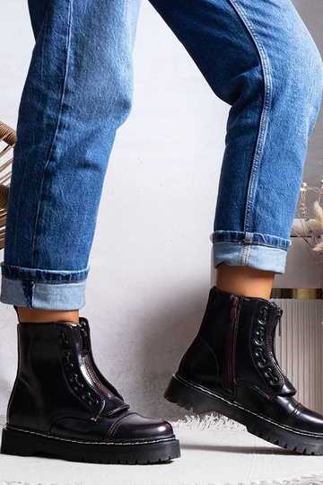 Bordo izolēti trapper... 2