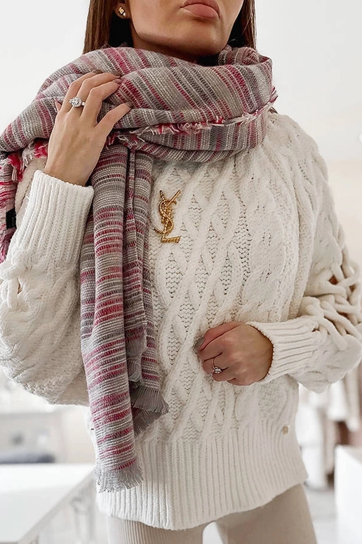 Nyomi purpura šalle