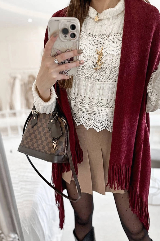 Burgundijas bārkstis šalle June