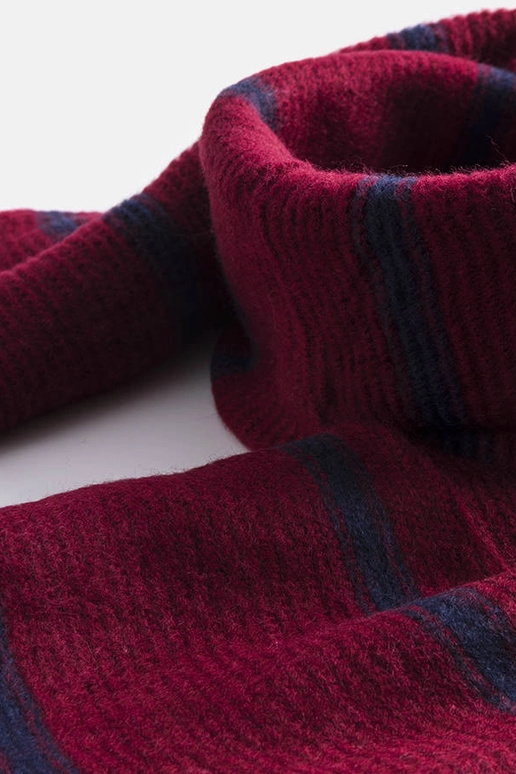 Burgundijas šalle ar jūras krāsas...