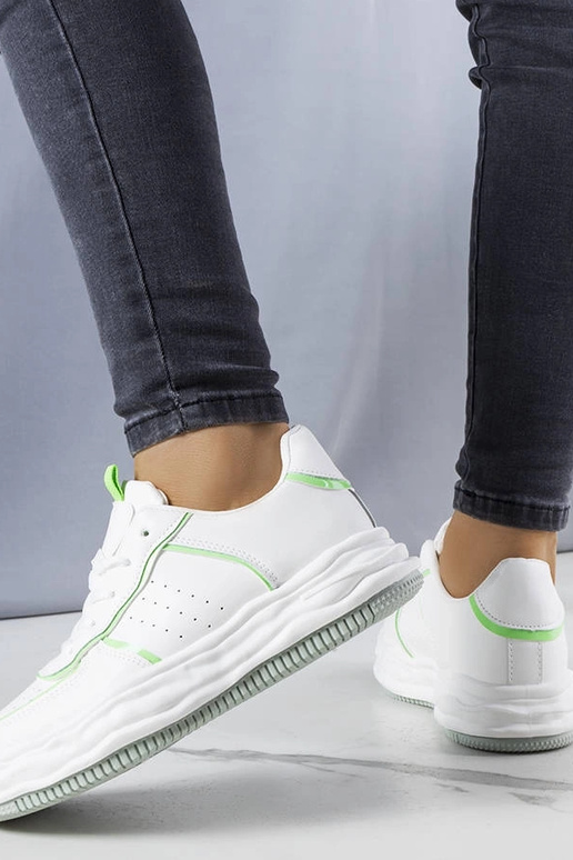 Baltas kedas ar zaļiem ieliktņiem Nettie