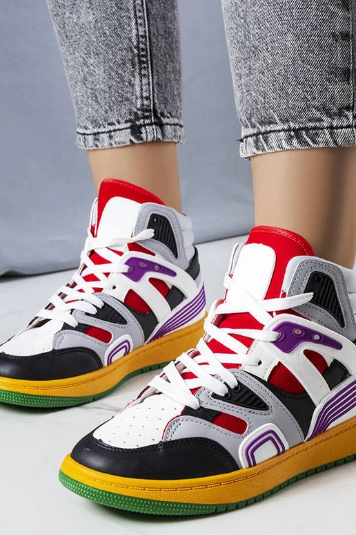 Melnas Marjorie augstas augšdaļas kedas