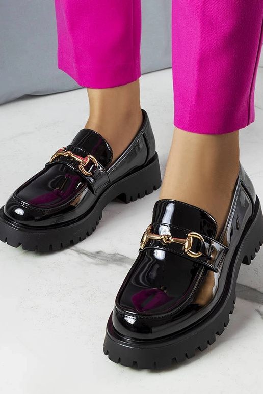 Simard melni lakoti puszābaki