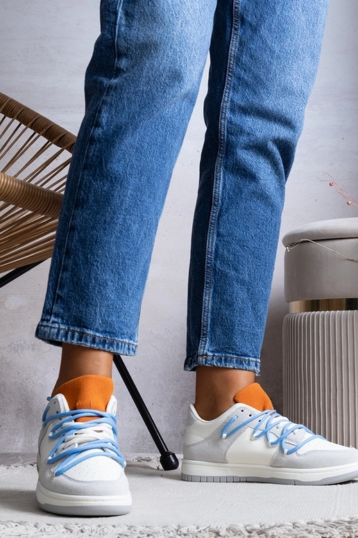 Pelēkas sieviešu kedas zilas mežģīnes...