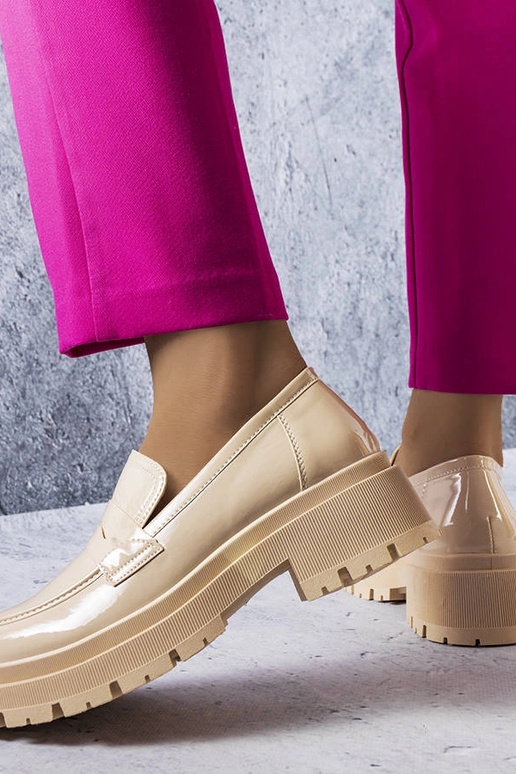 Bēšas lakādas Phaneuf apavi