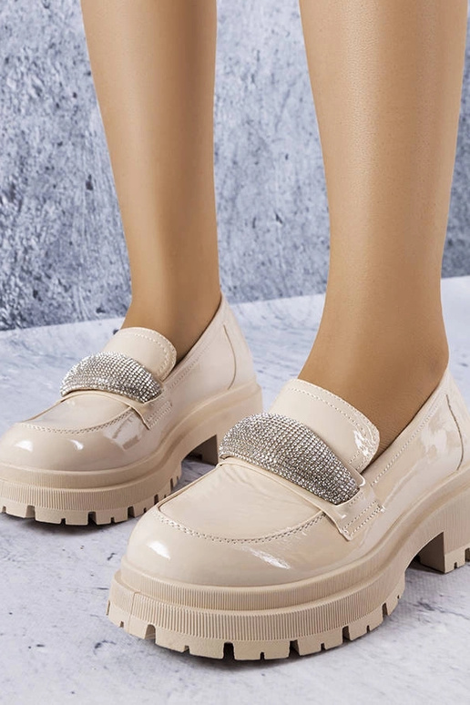 Smilšu krāsas lakoti pusbači ar...