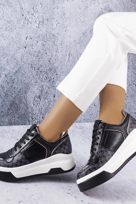 Melnas kedas rotātas ar Grandbois...