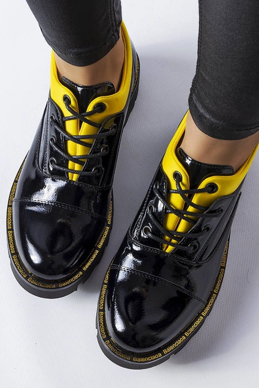 Melni-dzelteni lakoti pusbači,...