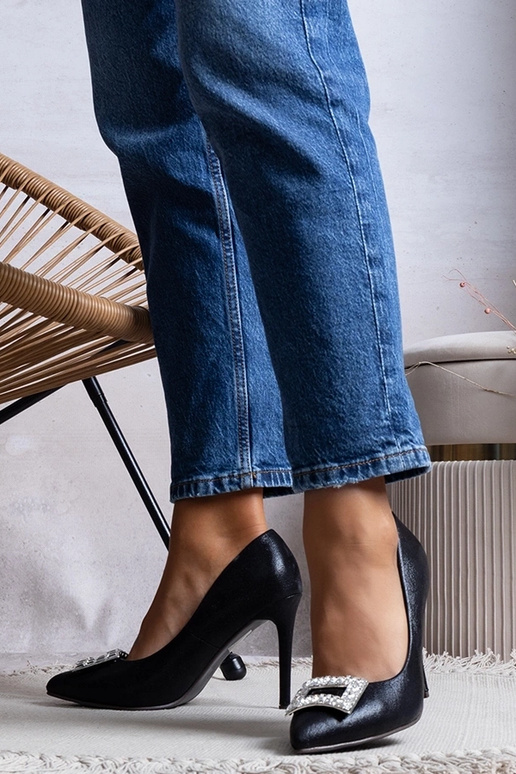 Tyson melni lakādas sieviešu papēži