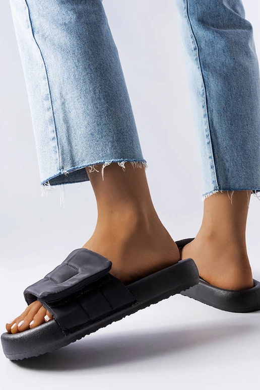 Melni čības ar velcro, „Aleron"