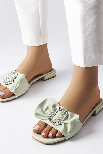 Zaļas elegantas sandales ar cirkoniem Fifi