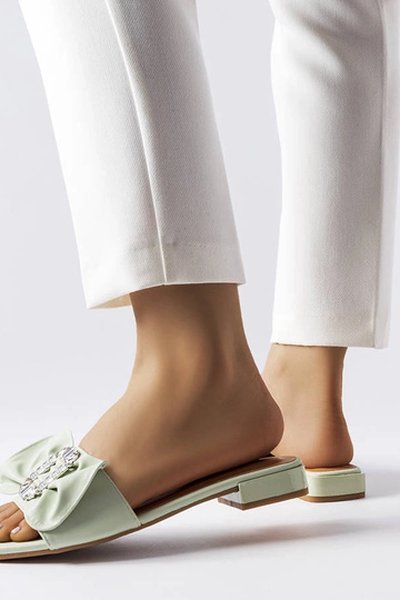 Zaļas elegantas sandales ar... 2