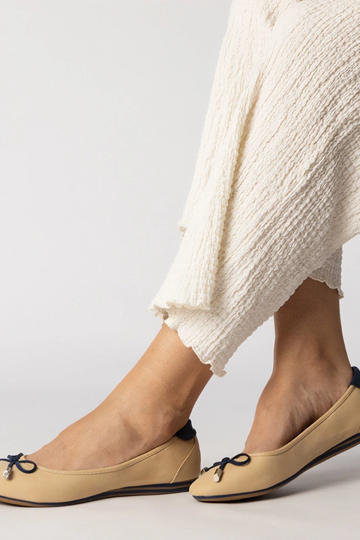 Smilškrāsaini kurpes ar lentīti,...