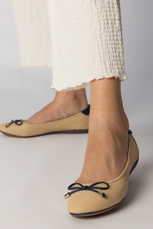 Smilškrāsaini kurpes ar lentīti,...