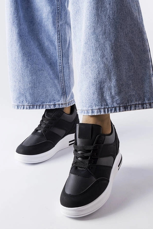 Melnas CinqMars čības