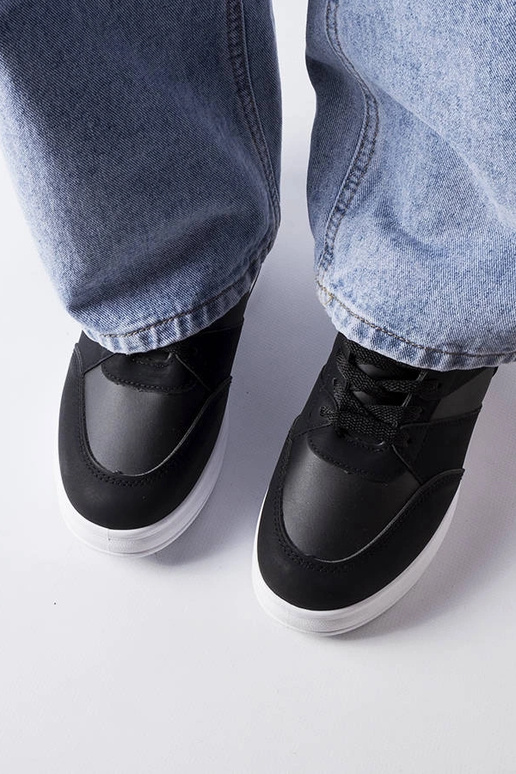 Melnas CinqMars čības