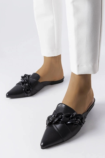 Melnas elegantas Patenaude ķēdes flip-flops