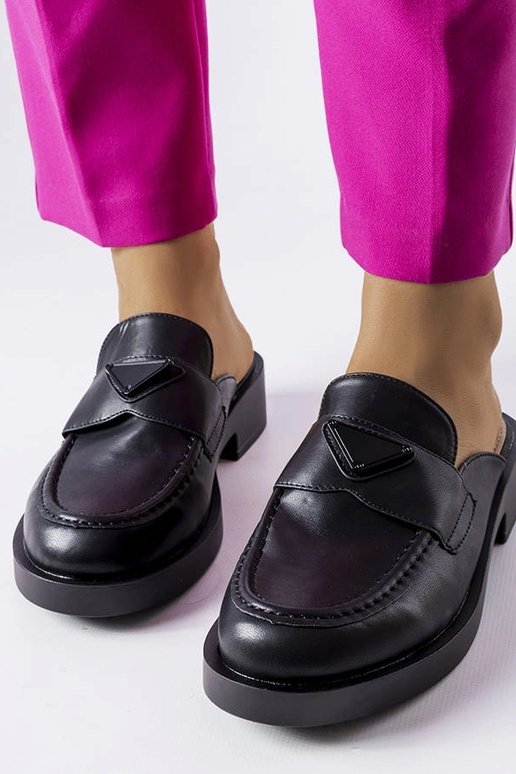 Melnas Berkshire sandales ar slēgtu...